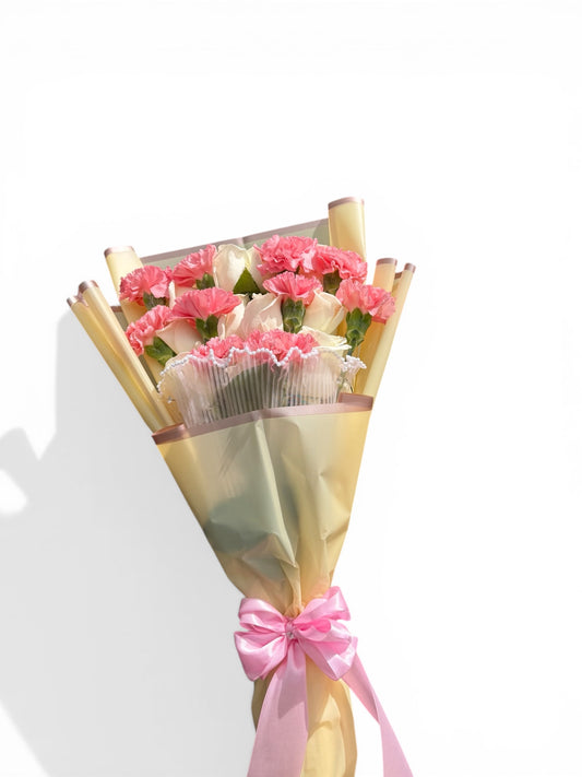 Mixed Bloom flat bouquet